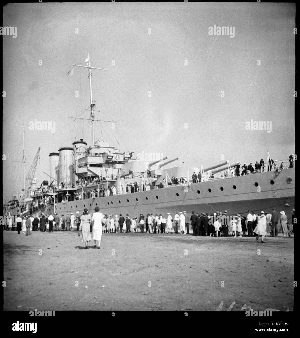 HMS Norfolk a Montreal 1934 3398860 LAC Foto Stock