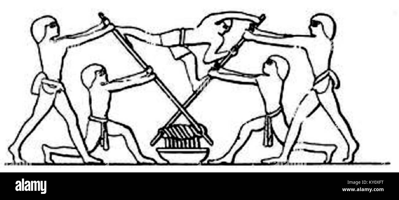 L'immagine raffigura la fase finale della pressatura nell'antico Egitto, illustrando le tecniche di produzione dell'olio o del vino nelle pratiche agricole storiche. Foto Stock