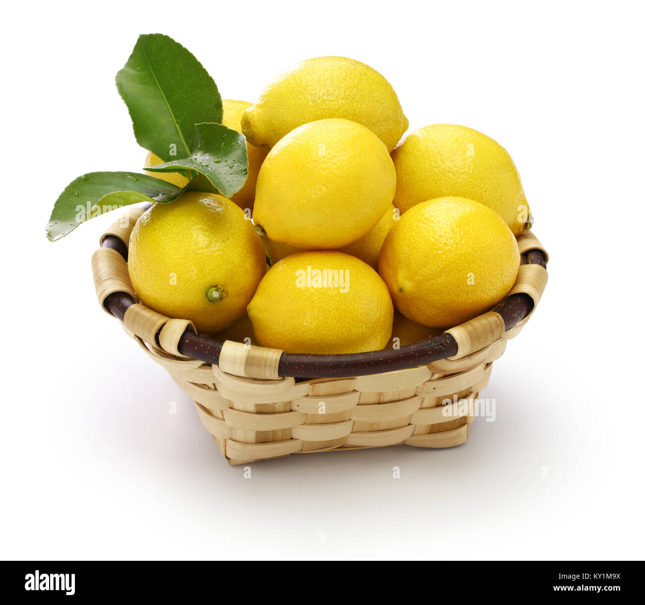 Pesticida organico libero limoni isolati su sfondo bianco Foto Stock
