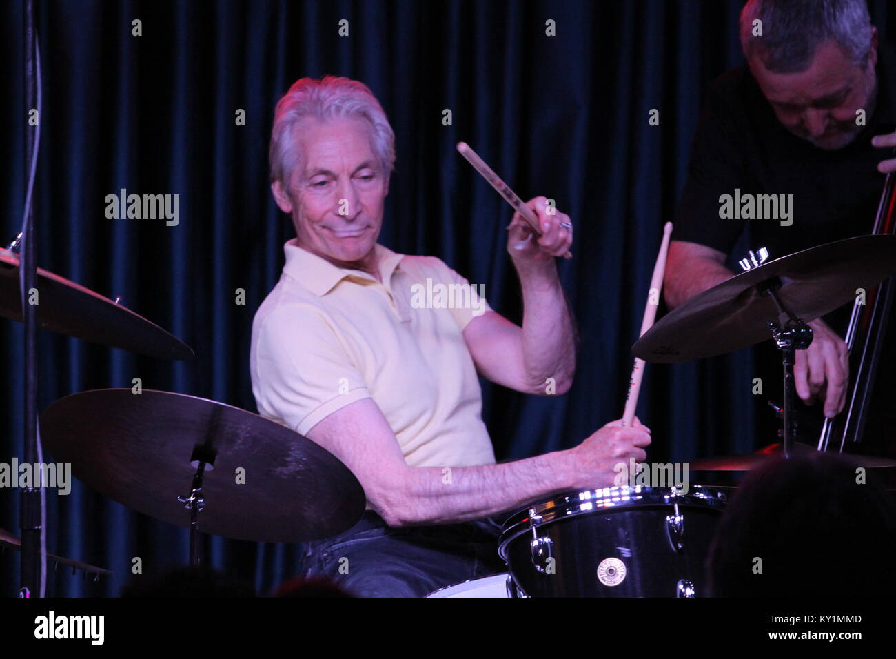 Rolling Stones il batterista Charlie Watts jazz club NY 6/29/12 photo Michael Brito Foto Stock
