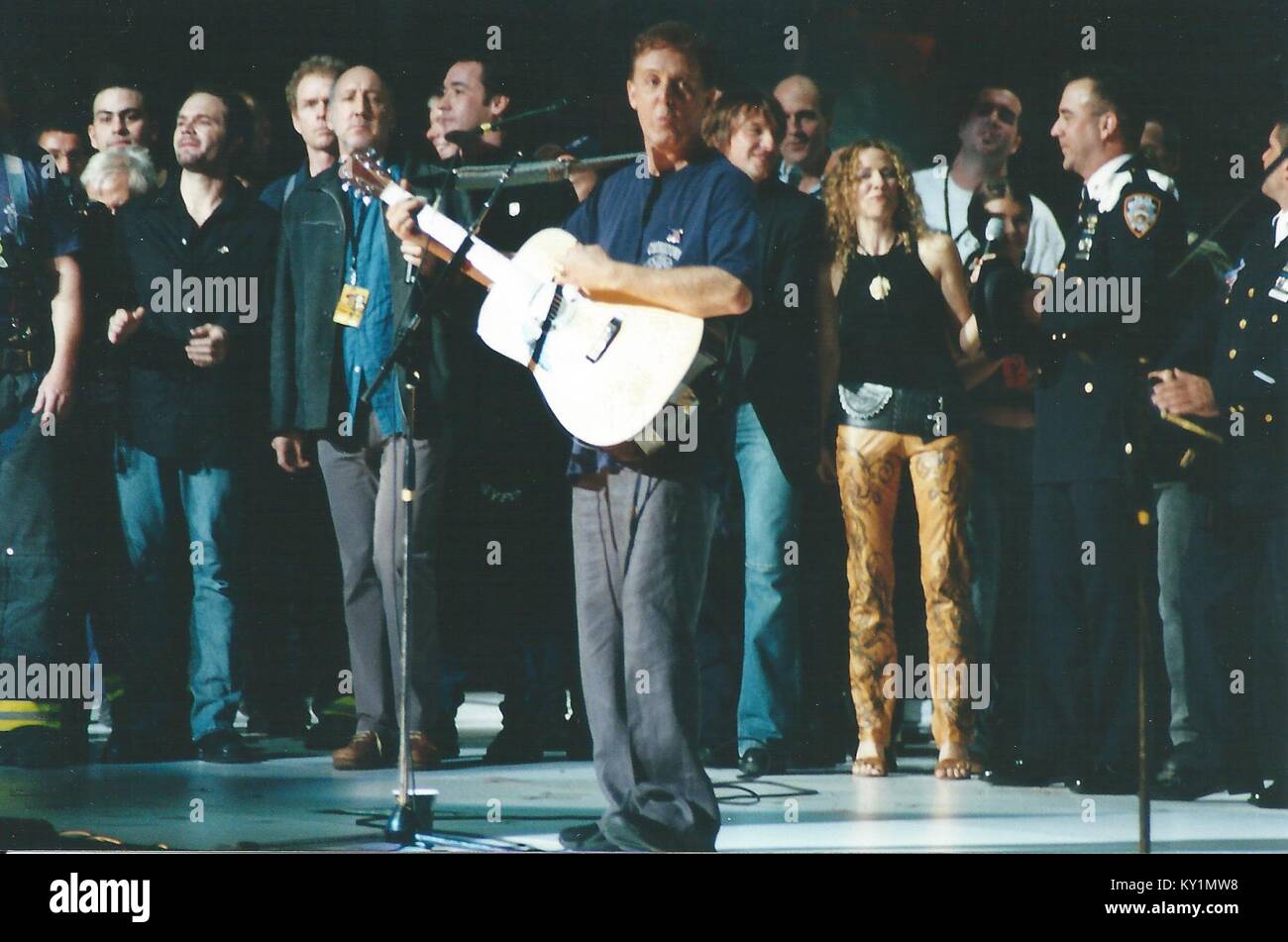 Paul McCartney cantando la libertà al concerto per New York Madison Square Garden 1/20/2011 photo Michael Brito Foto Stock
