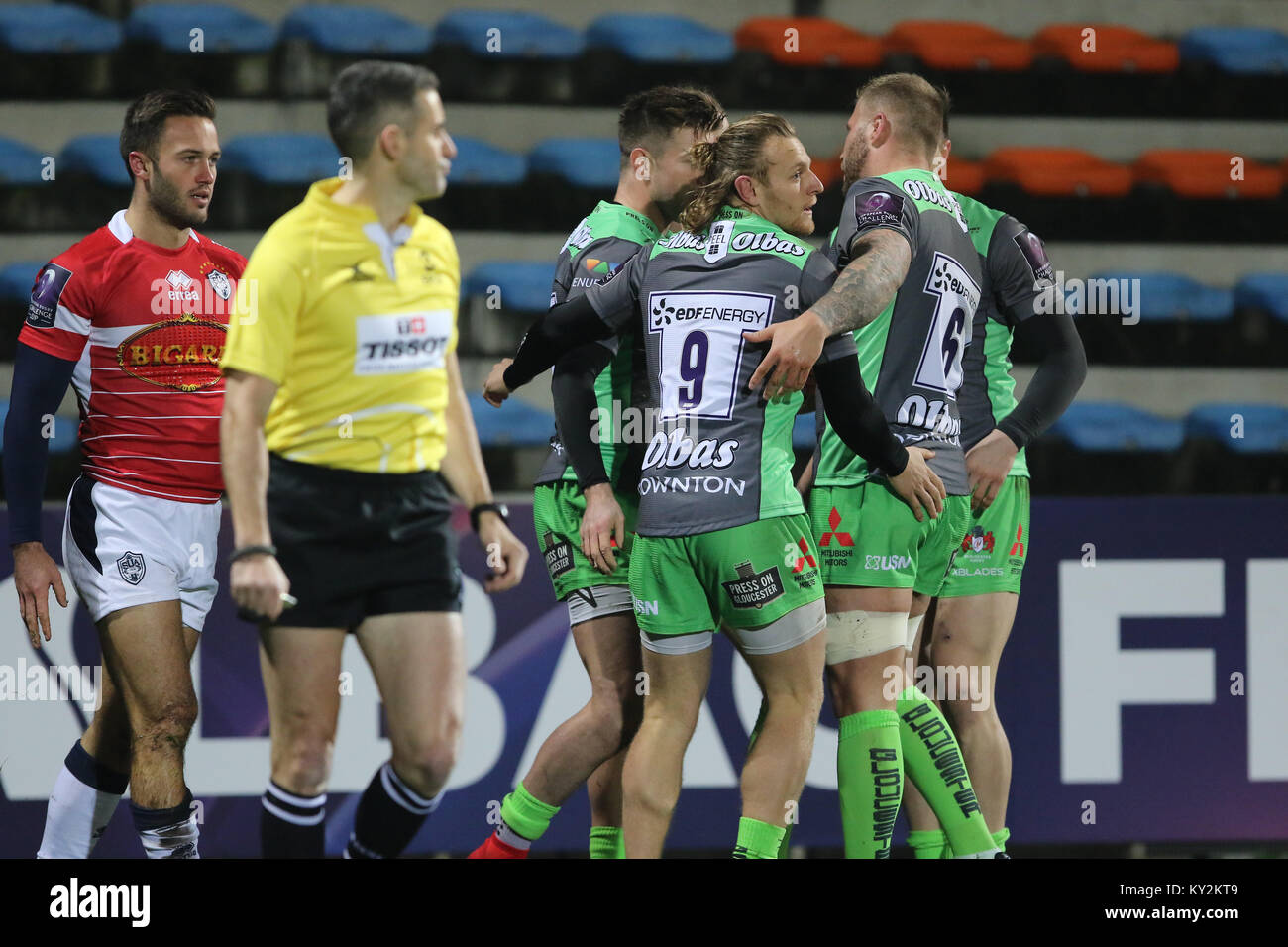 Agen, Francia. Xii gen, 2018. La gioia di gloucester team dopo provare durante la partita contrapposta Agen vs Gloucester in EPCR Challenge Cup 2017/2018. Credito: Sebastien Lapeyrere/Alamy Live News. Foto Stock