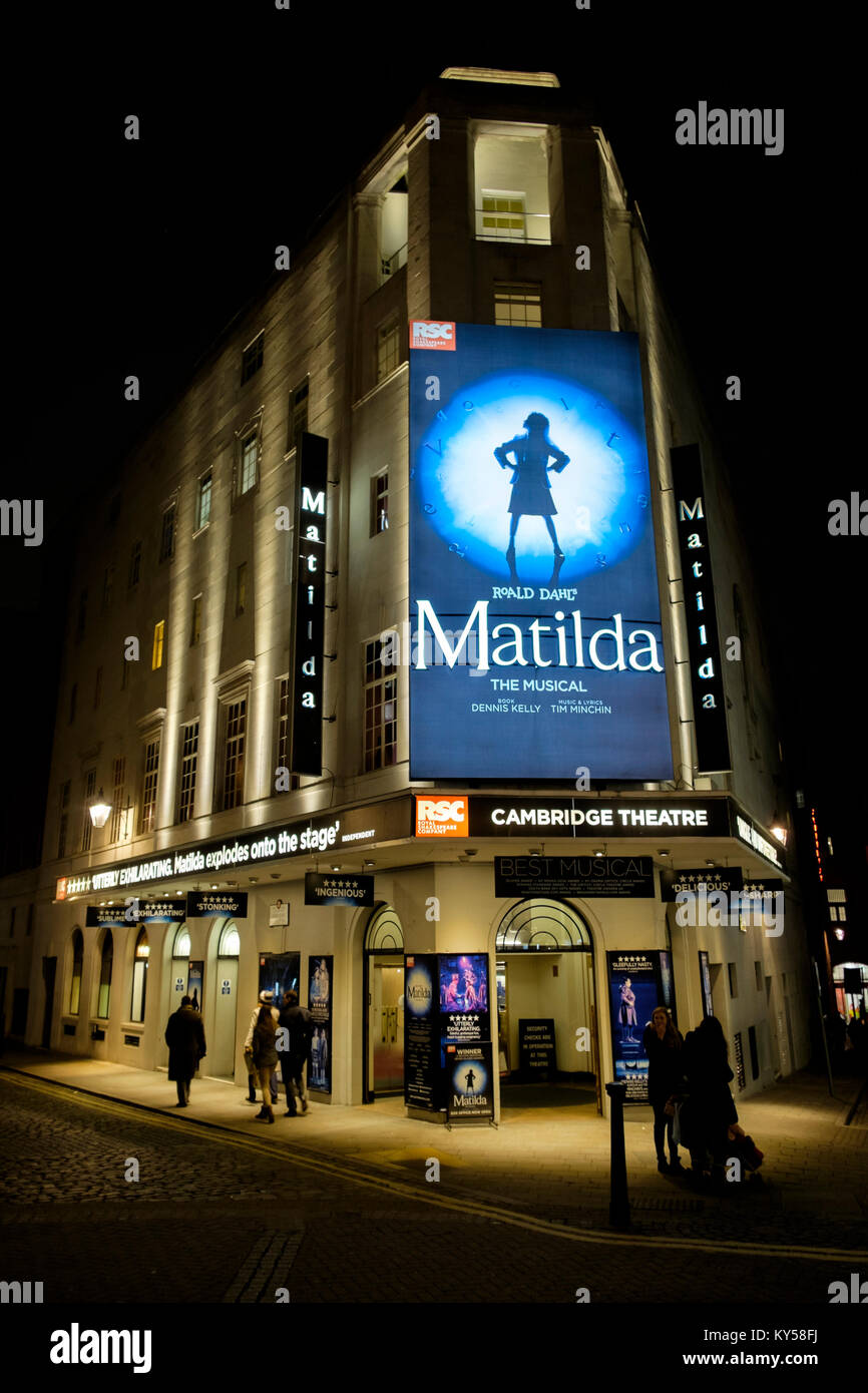 Matilda, Cambridge Theatre, il Seven Dials di Covent Garden, Londra, Regno Unito Foto Stock