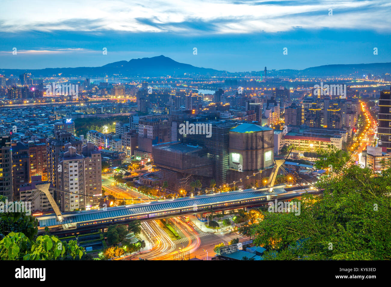 Vista aerea della città di Taipei a jiantan mountain Foto Stock
