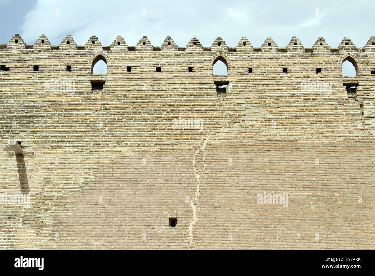 Muro di mattoni della fortezza Arg-e Karim Khan in Shiraz, Iran Foto Stock