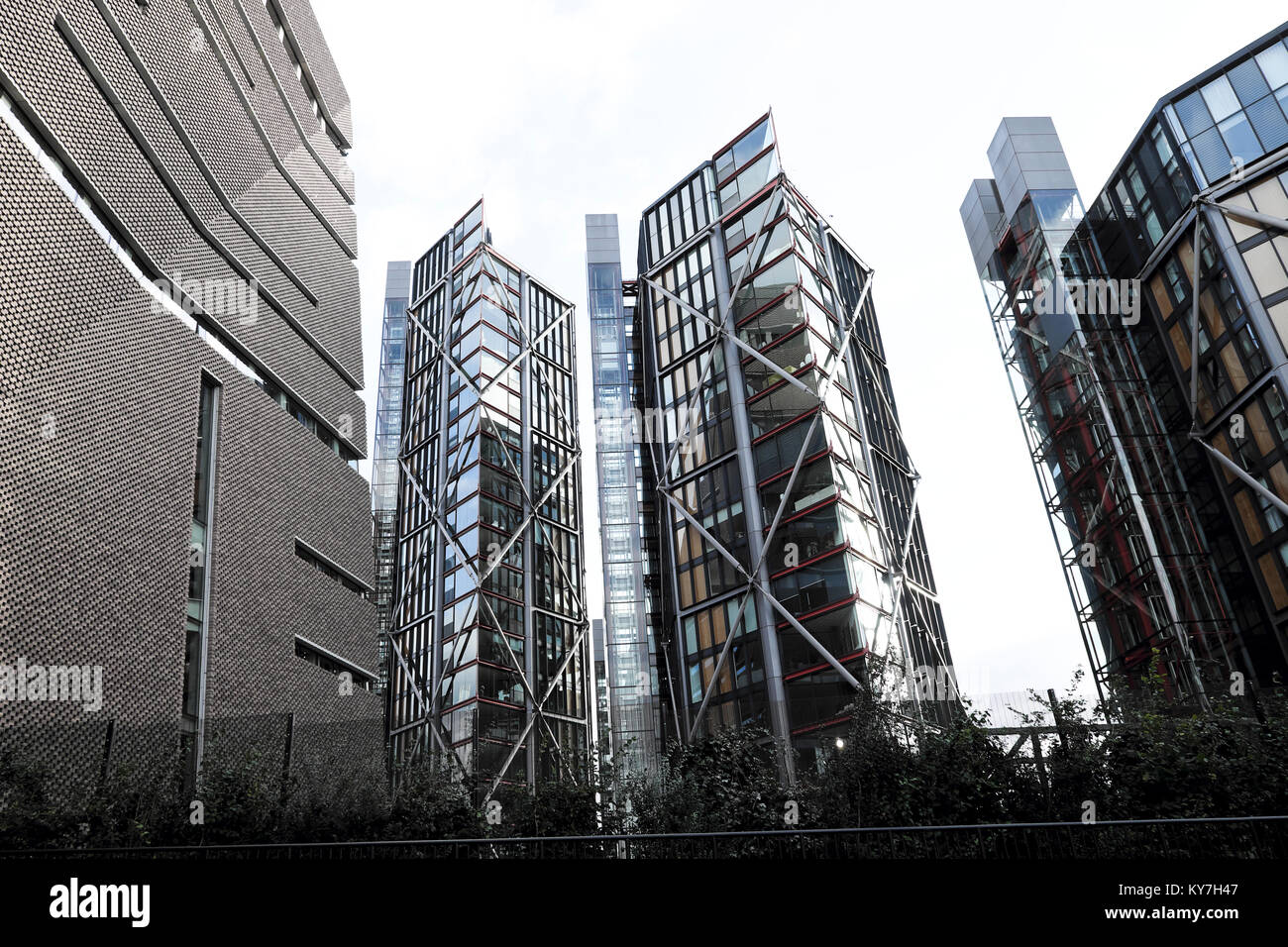 Neo Bankside appartamento edificio vicino interruttore estensione casa costruzione presso la Galleria d'arte Tate Modern a Southwark, Londra Sud UK KATHY DEWITT Foto Stock