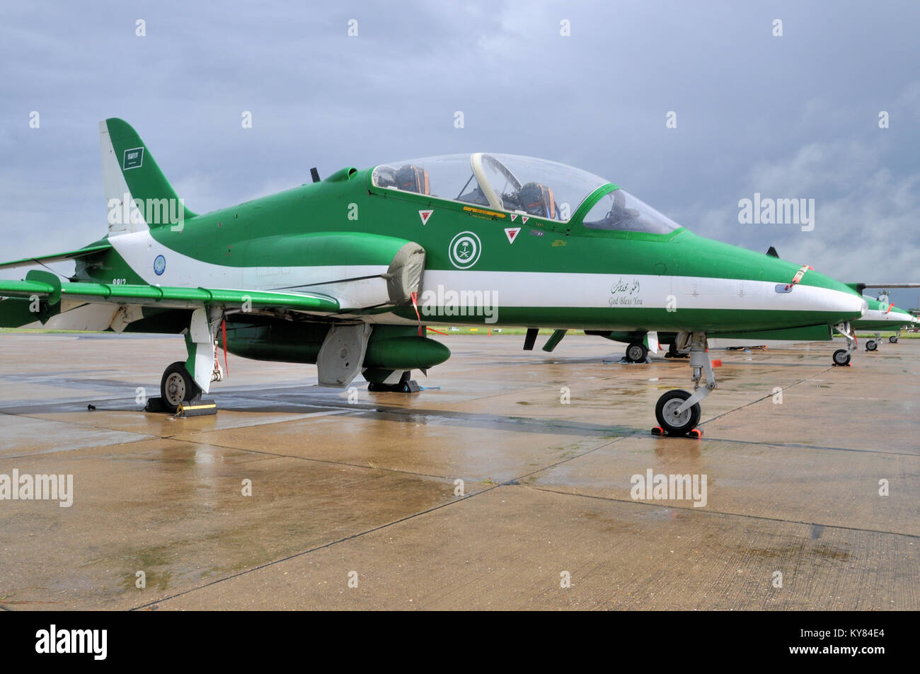 La Saudi i falchi sono un BAE Hawk aereo jet dotato Royal Saudi Air Force aerobatic team. Visitare il Regno Unito. Visualizzazione aria team. Team Airshow Foto Stock