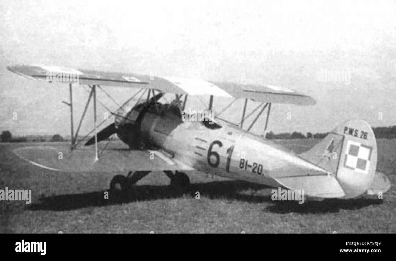Il PWS-26 è un velivolo polacco da addestramento avanzato degli anni '1930, utilizzato per l'istruzione di piloti con un design monomotore ad ala bassa. Foto Stock