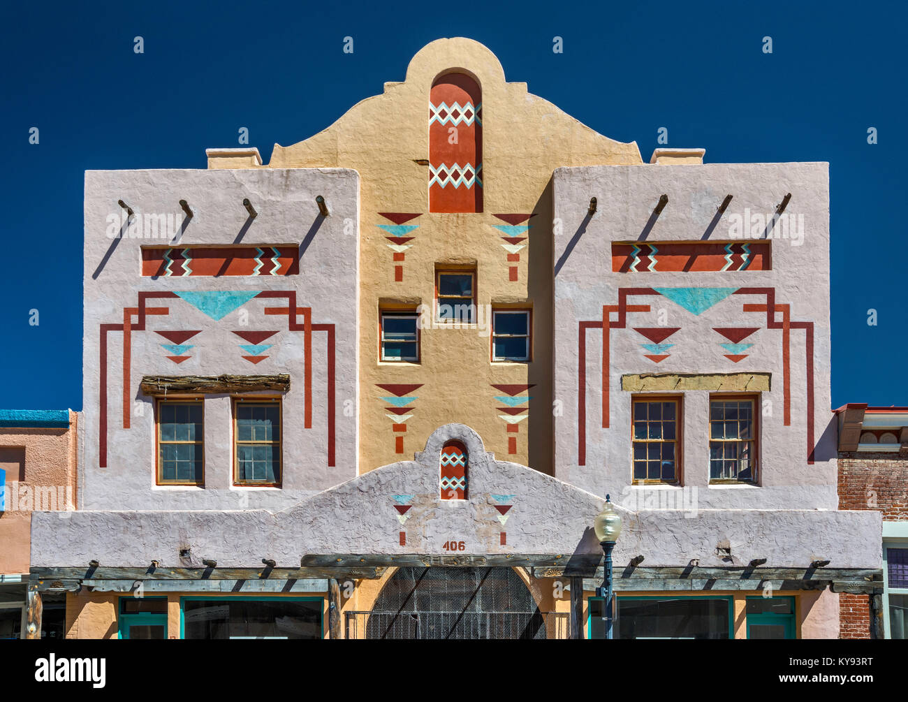 El Sol teatro, cinema storico edificio con motivi ispirati dai disegni indiani a Bullard Street nella città di argento, Nuovo Messico, STATI UNITI D'AMERICA Foto Stock