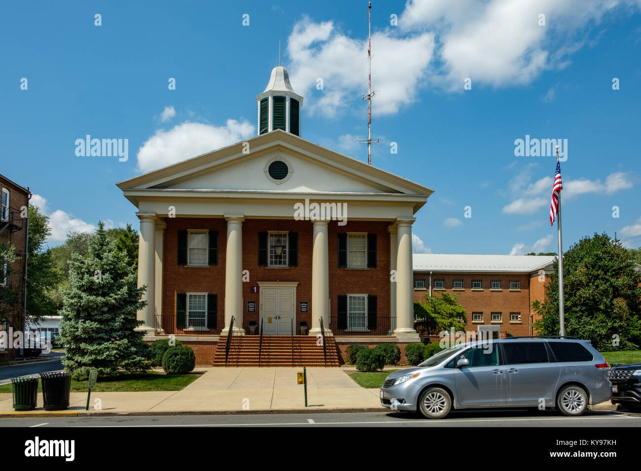 Shenandoah County Courthouse, Main Street, Woodstock, Virginia Foto Stock