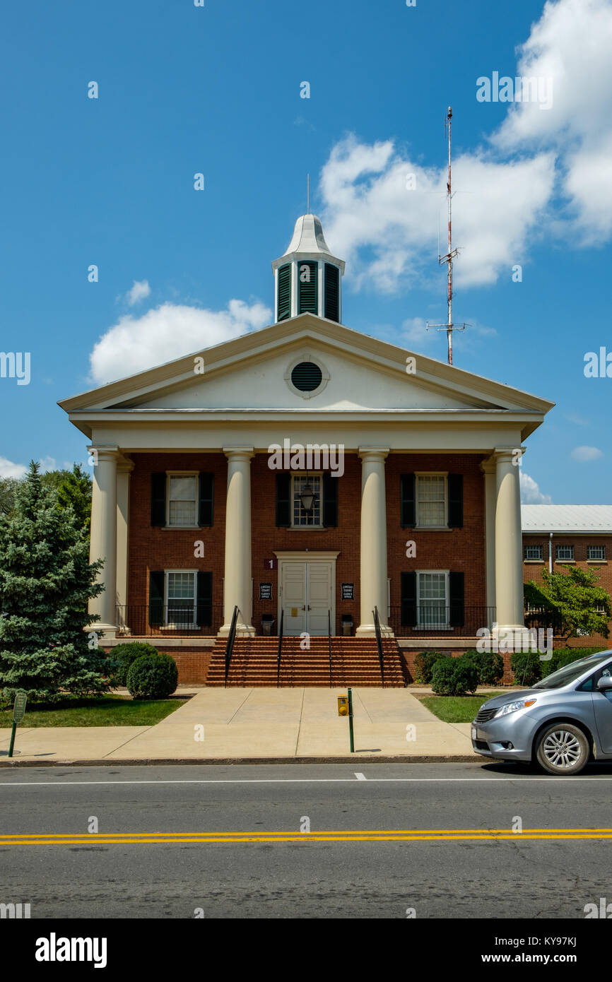 Shenandoah County Courthouse, Main Street, Woodstock, Virginia Foto Stock
