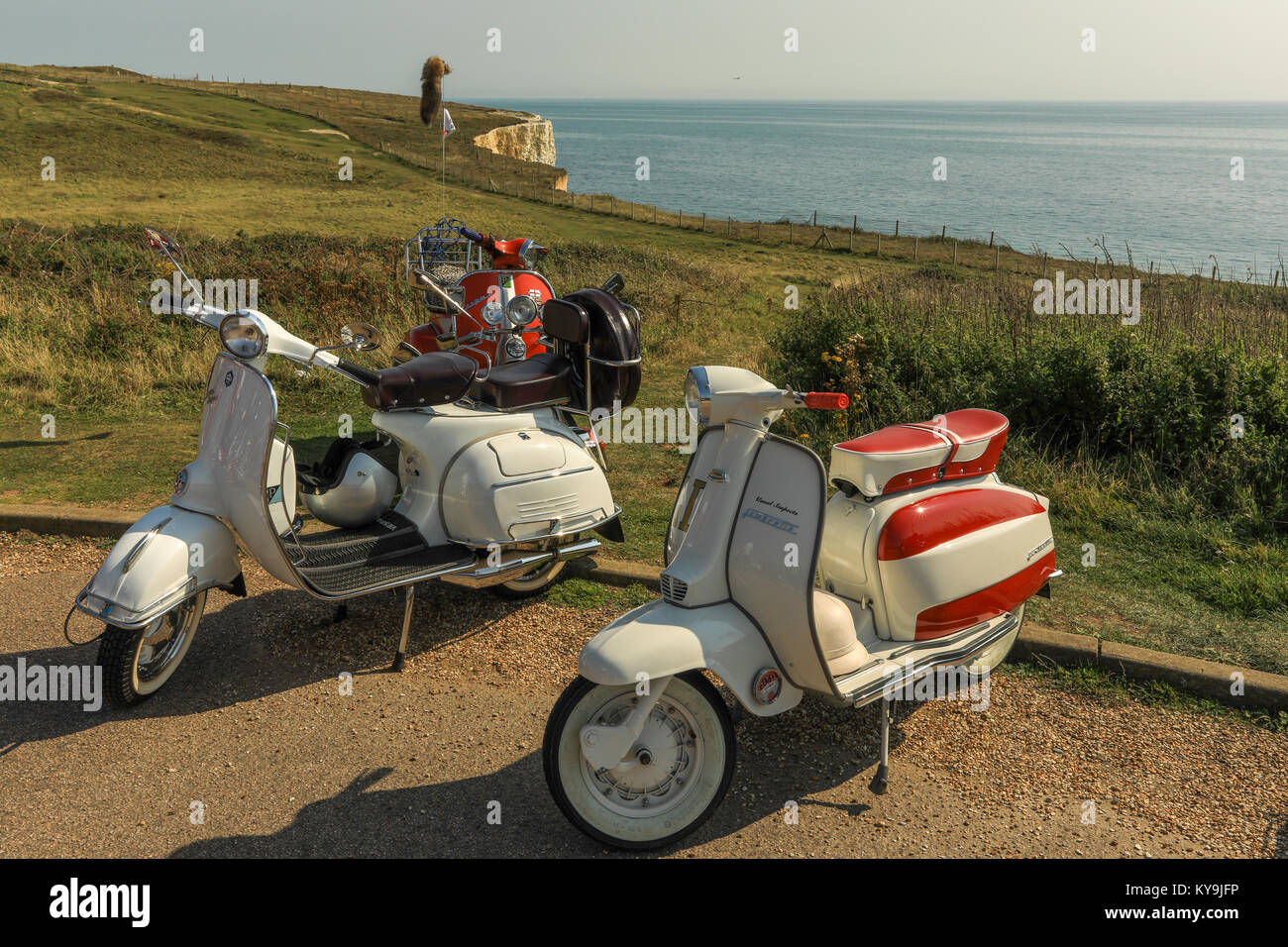 Mods frequentare raduno annuale presso il 'Mods Weekender' a Brighton Seafront durante il Ferragosto. Brighton, Regno Unito. A ferragosto Weekend. Foto Stock