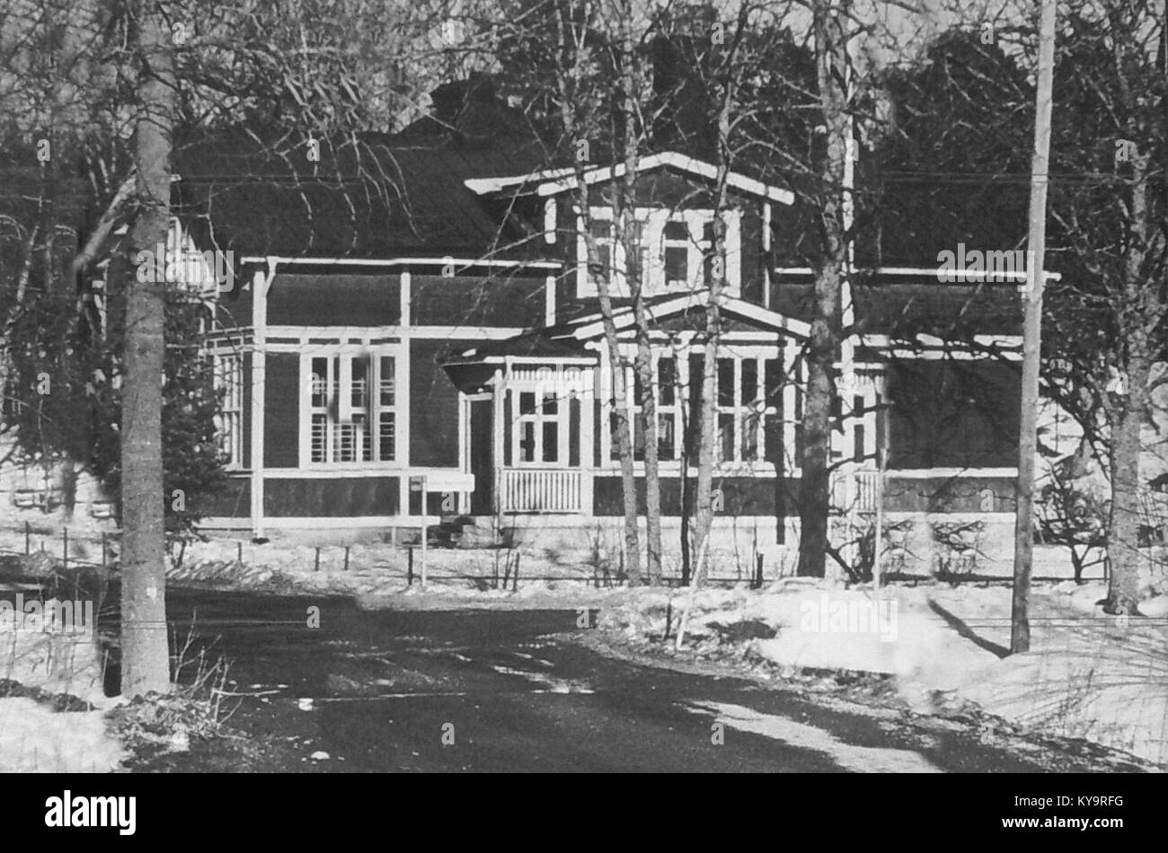 Fotografia di Södertrönsskolan in Svezia, 1905, che mostra edifici scolastici, architettura e ambiente educativo. Foto Stock