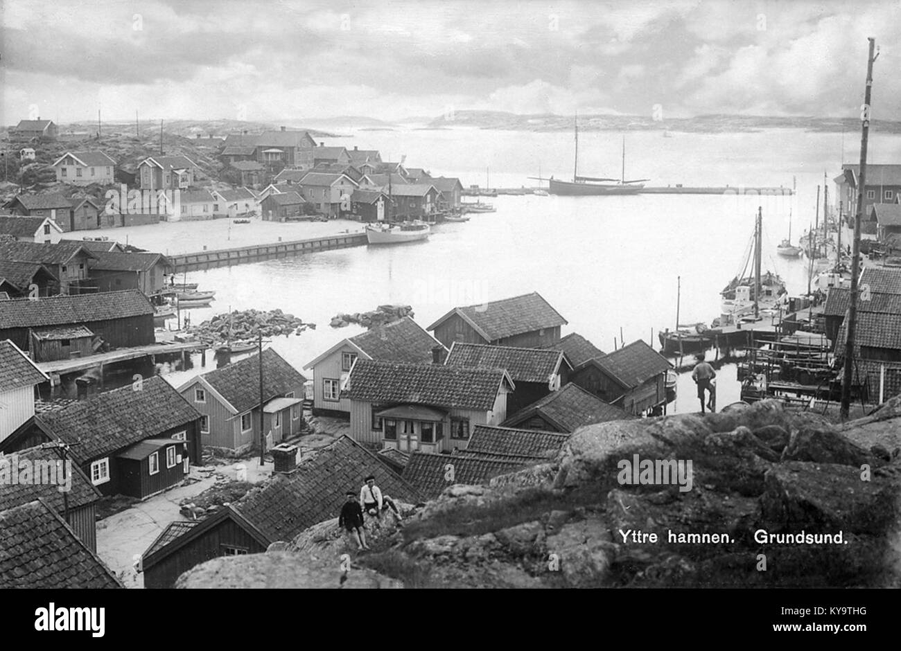 Il porto esterno in Grundsund, Bohuslän, Svezia (11098086873) Foto Stock