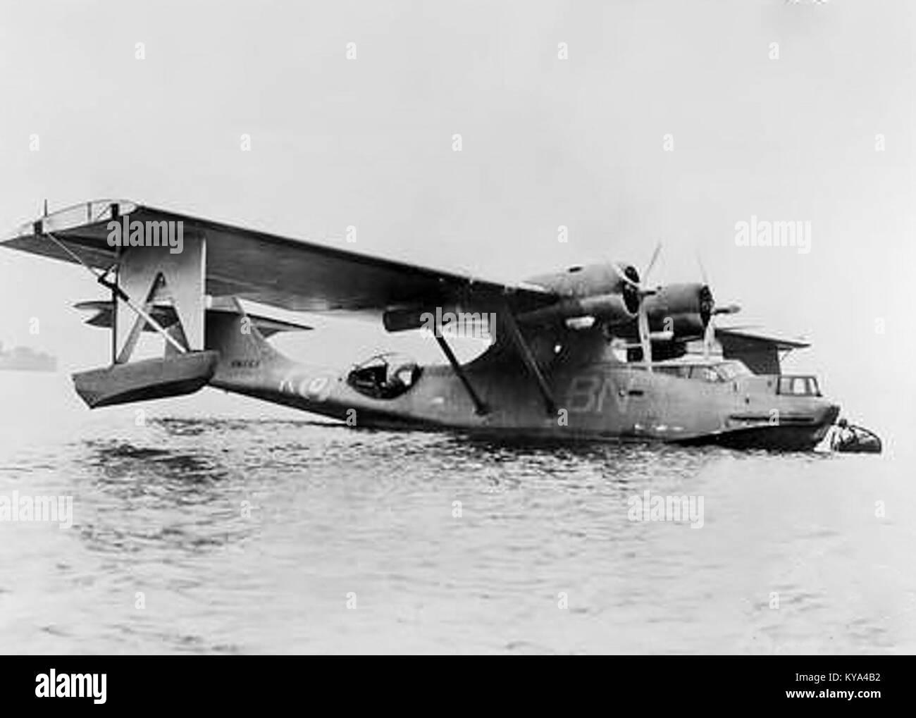 Questa fotografia raffigura il No. 11 Squadron RAAF Catalina Aircraft, una parte importante della Royal Australian Air Force. L'aereo fu utilizzato durante la seconda guerra mondiale per ricognizione, pattuglia marittima e operazioni di ricerca e salvataggio. Foto Stock