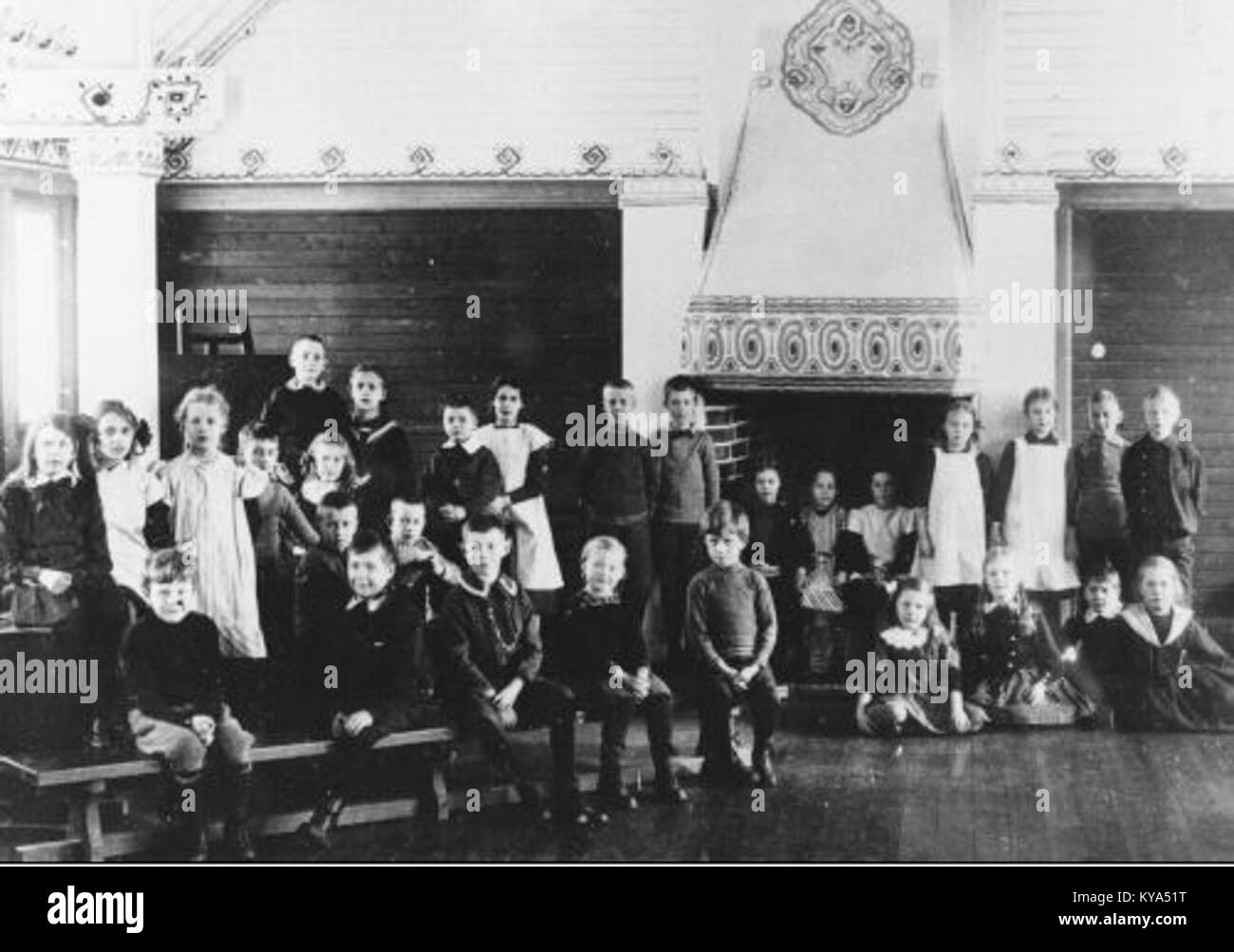 Fotografia di Storängens Samskola del 1913, che mostra l'architettura scolastica, le aule e l'ambiente educativo in Svezia. Foto Stock