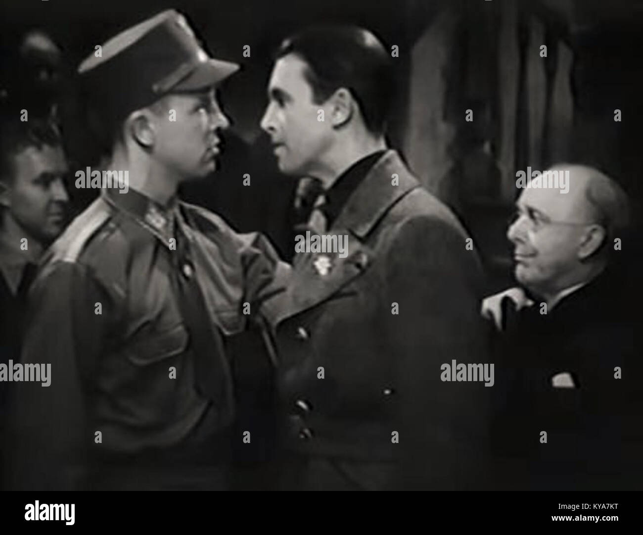 Il trailer del film del 1940 *The Mortal Storm* descrive l'ascesa del potere nazista in Germania, evidenziando gli effetti sulla vita individuale, sulle famiglie e sulle dinamiche sociali prima della seconda guerra mondiale Foto Stock