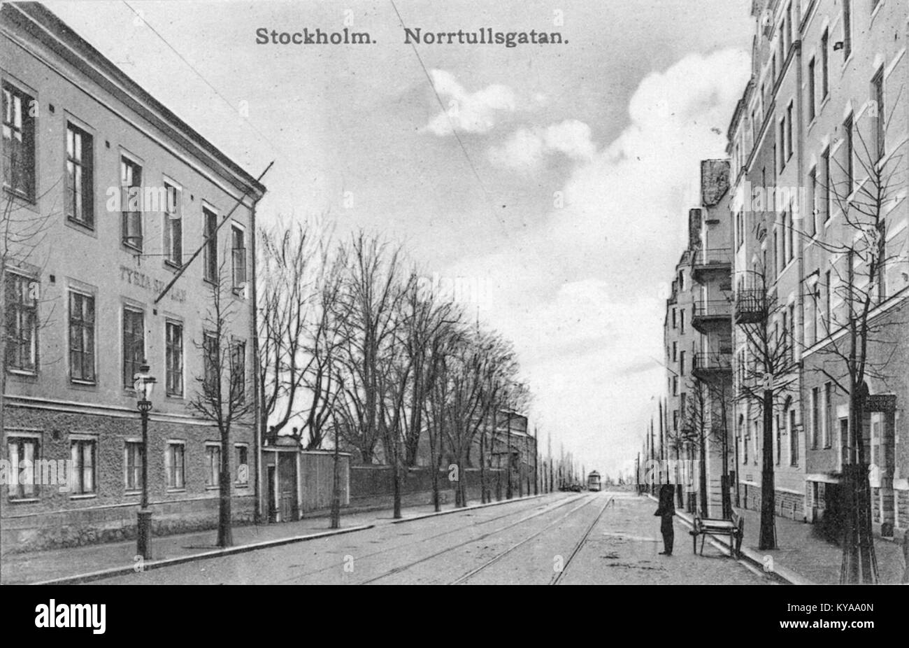 Fotografia di Tysta Skolan su Norrtullsgatan, Svezia, che raffigura l'edificio scolastico e l'ambiente educativo. Foto Stock