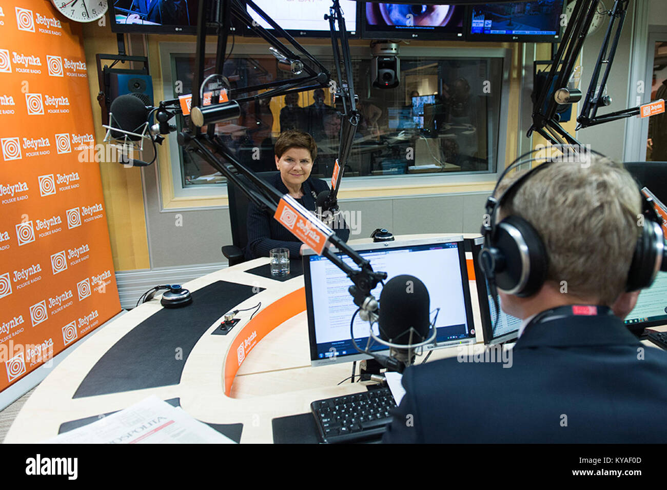 *Sygnaly dnia PR1* è un programma radiofonico di informazione e cultura quotidiano trasmesso dal programma radio polacco 1, che offre aggiornamenti su eventi nazionali e internazionali, nonché discussioni culturali. Foto Stock