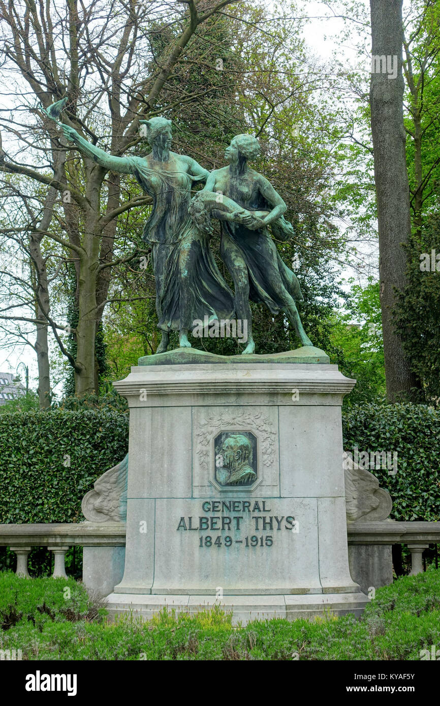 Monumento au Général Thys da Frans Huygelen - Cinquantenaire - Bruxelles, Belgio - DSC08401 Foto Stock