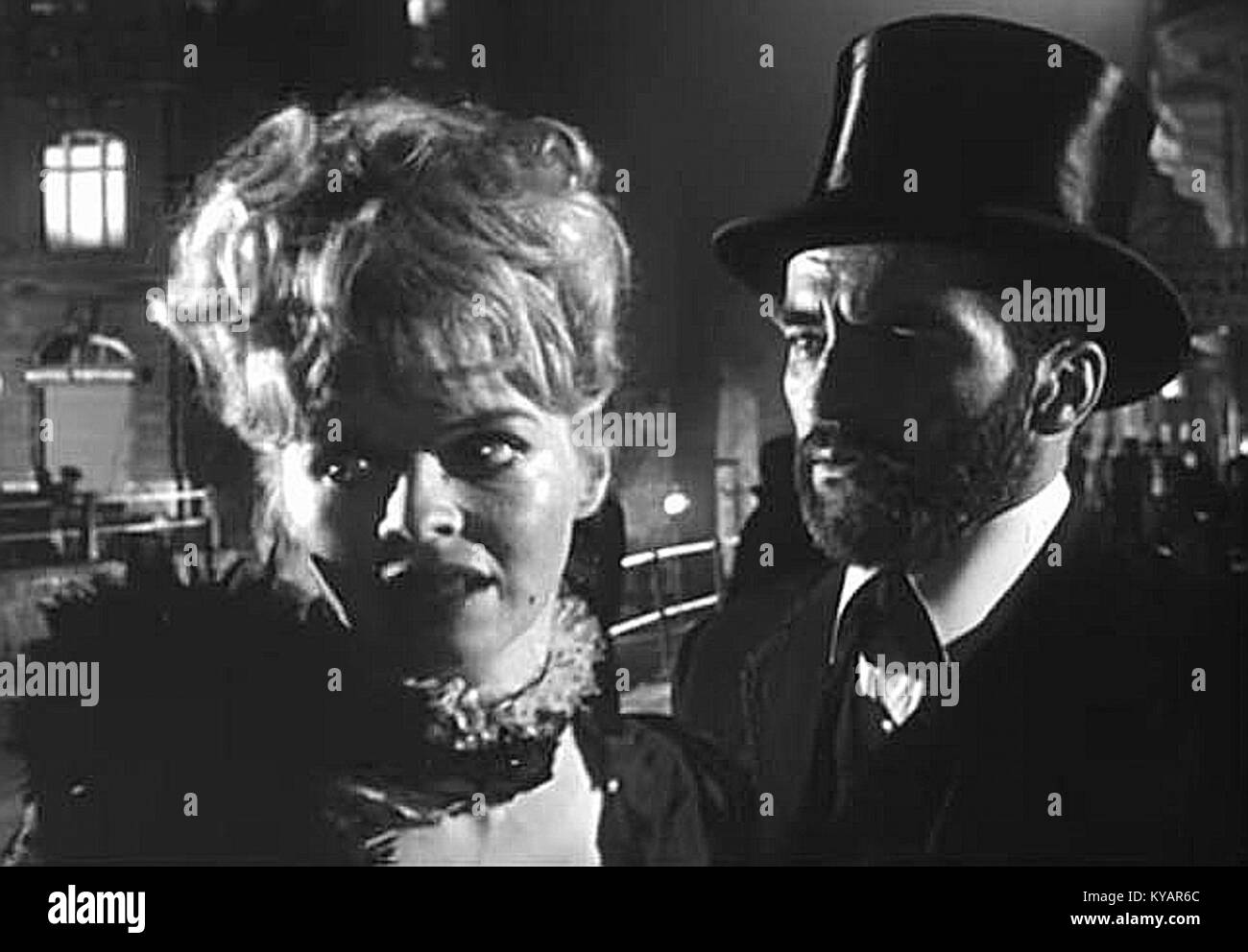 Il film del 1962 'Freud', con Montgomery Clift e Susannah York, descrive la vita di Sigmund Freud, concentrandosi sulla sua prima carriera e sullo sviluppo della psicoanalisi. Foto Stock