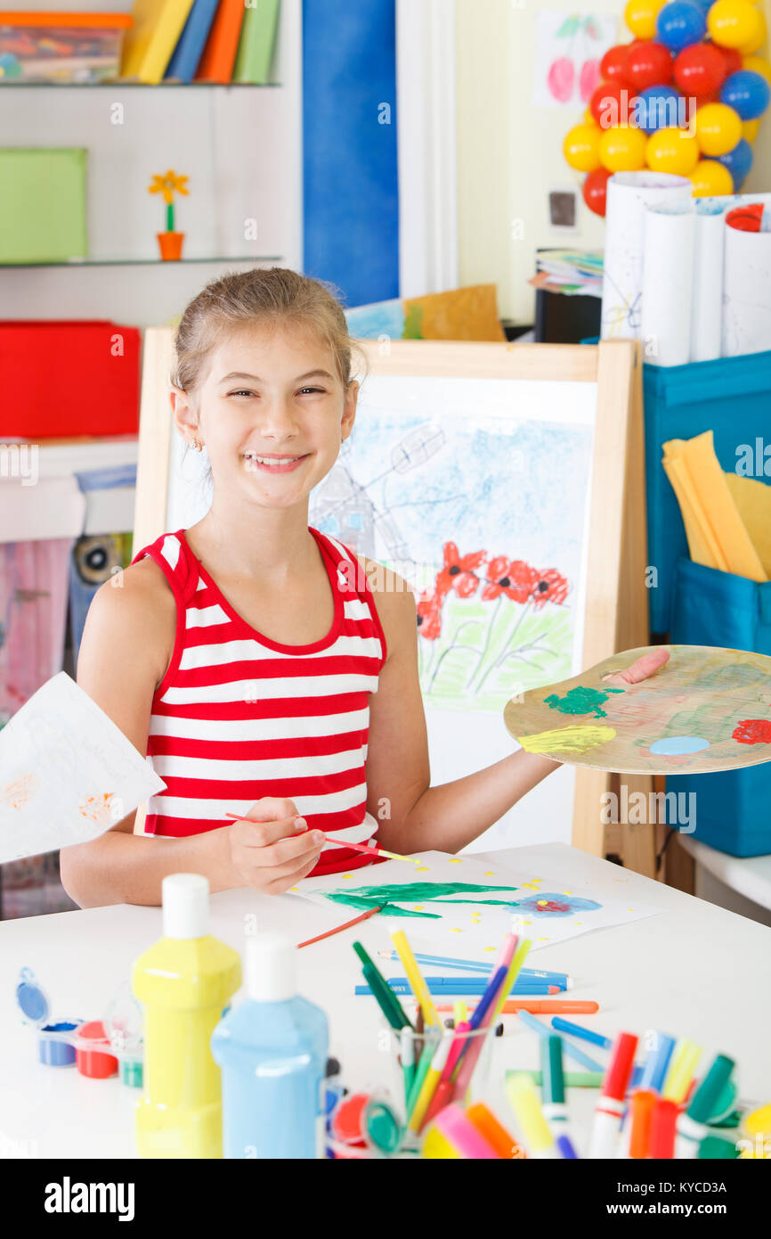 Schoolgirl richiama un'immagine Foto Stock