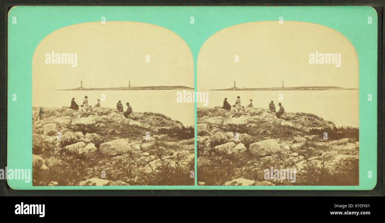 Una fotografia storica di Thacher's Island, Massachusetts, con i suoi due fari operati per la navigazione marittima sulla costa atlantica, catturati da Procter Brothers. Foto Stock