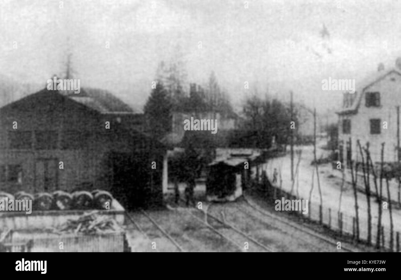 Il deposito tranviario della valle di Hérimoncourt illustra un sistema tranviario regionale in Francia, che mostra il patrimonio industriale, le infrastrutture di trasporto e gli storici veicoli tranviari utilizzati per il trasporto di passeggeri e merci. Foto Stock