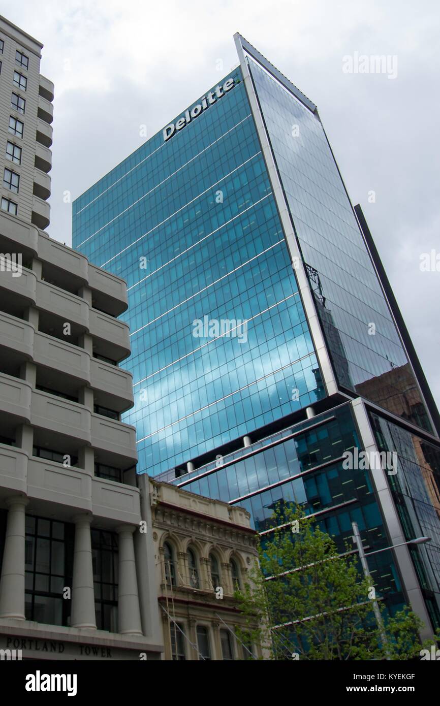 Nuova Zelanda la sede centrale della società di consulenza Deloitte su Queens Street a Auckland, Nuova Zelanda, Ottobre 10, 2017. () Foto Stock