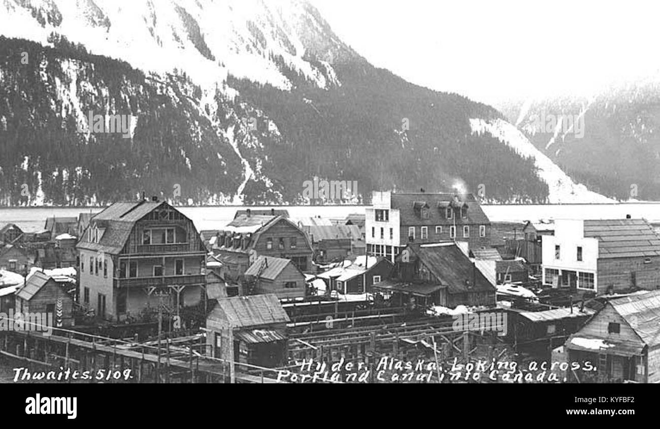 Hyder e l'area del canale di Portland vengono catturati intorno al 1912, mostrando caratteristiche geografiche, corsi d'acqua e paesaggi circostanti degli insediamenti. Foto Stock