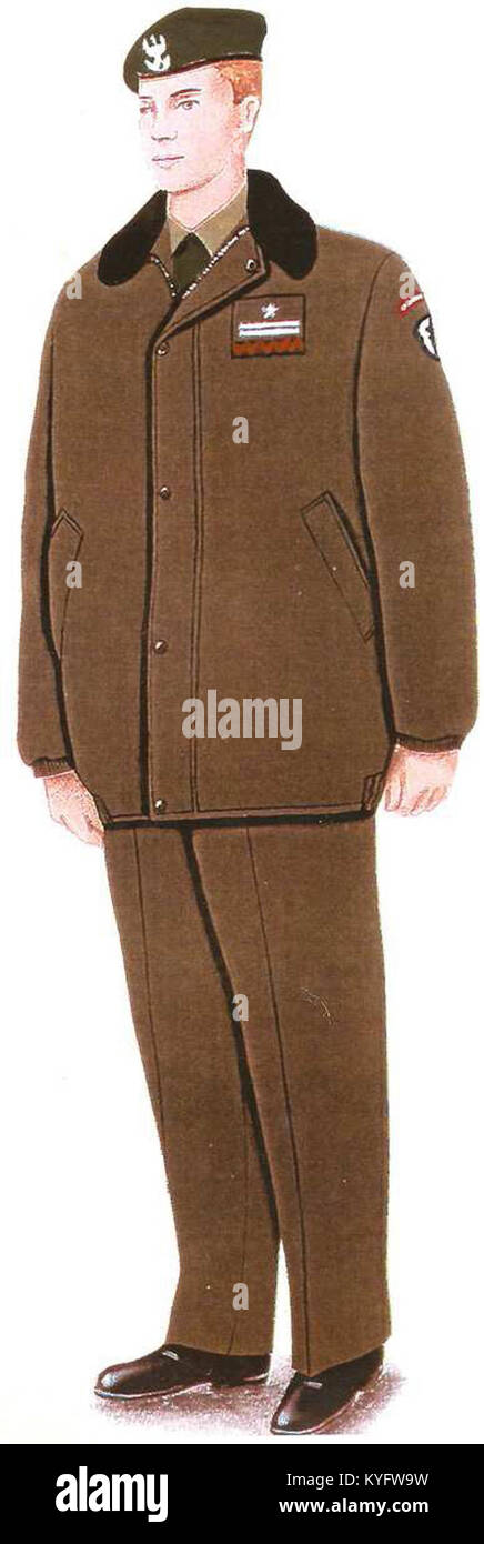 Si tratta di un riferimento a una giacca militare usata da un tiratore nelle forze polacche OSW nel 1999, che mostra un design uniforme e un abbigliamento militare funzionale. Foto Stock