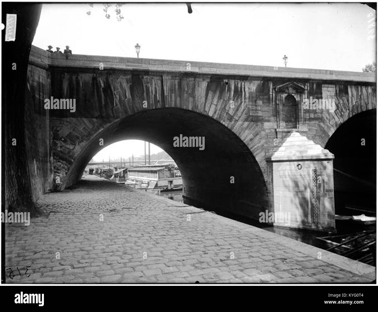 Pont Marie - vue du quai - Paris 04 - Médiathèque de l'architecture et du patrimoine - APMH00037815 Foto Stock