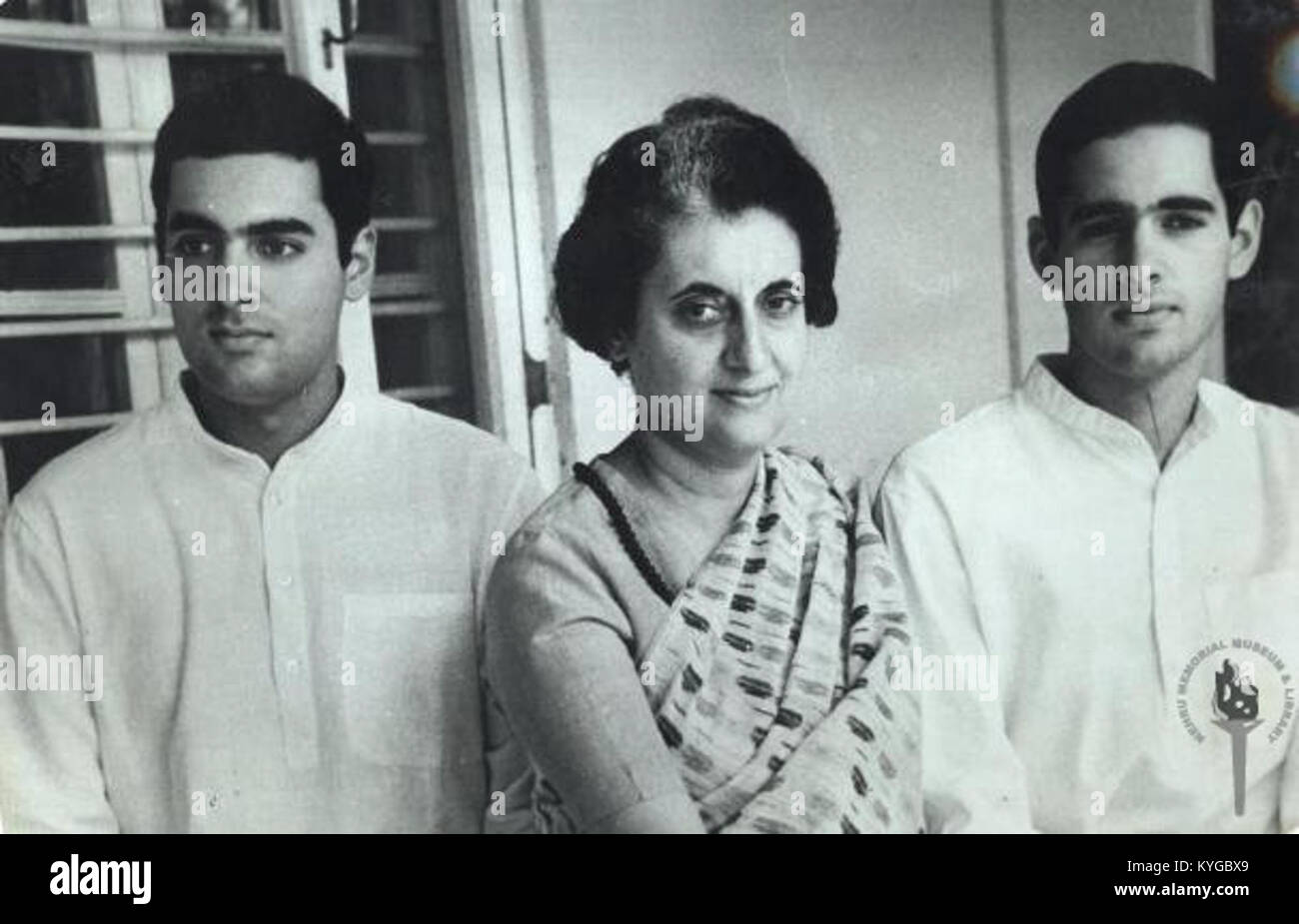 Fotografia delle figure politiche indiane Rajiv, Indira e Sanjay Gandhi. Foto Stock
