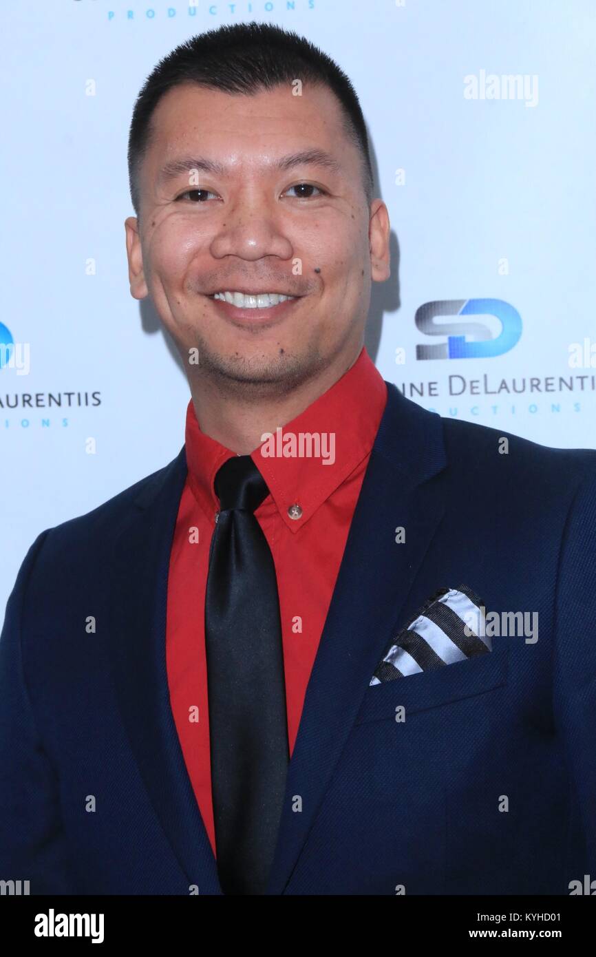 Suzanne DeLaurentiis festa di Natale - Arrivi con: Jon Miguel dove: Sherman Oaks, California, Stati Uniti quando: 14 Dic 2017 Credit: WENN.com Foto Stock