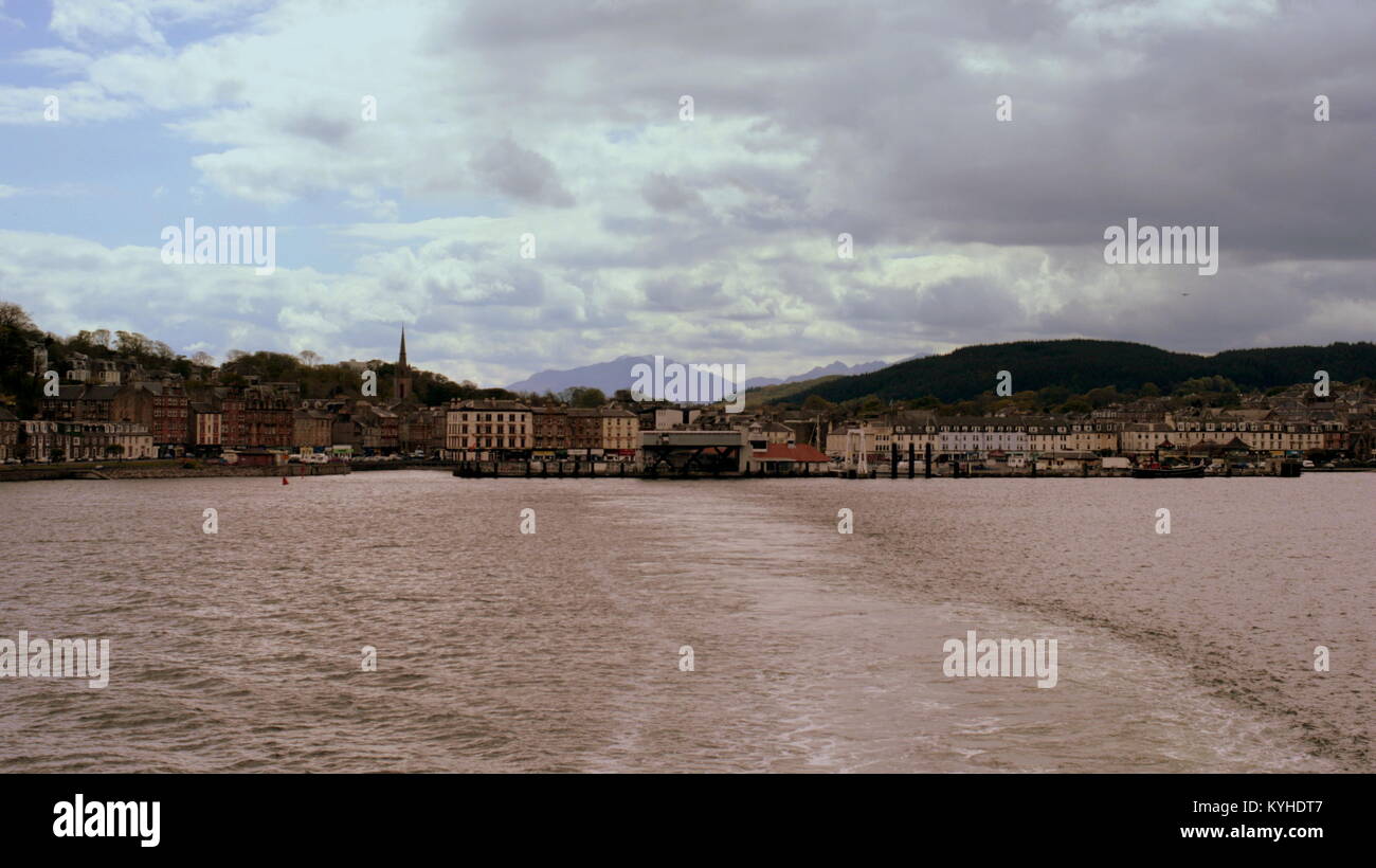 Rothesay panoramica baia del porto,Isle of Bute vista dal mare traghetto dell'isola Regno Unito Foto Stock