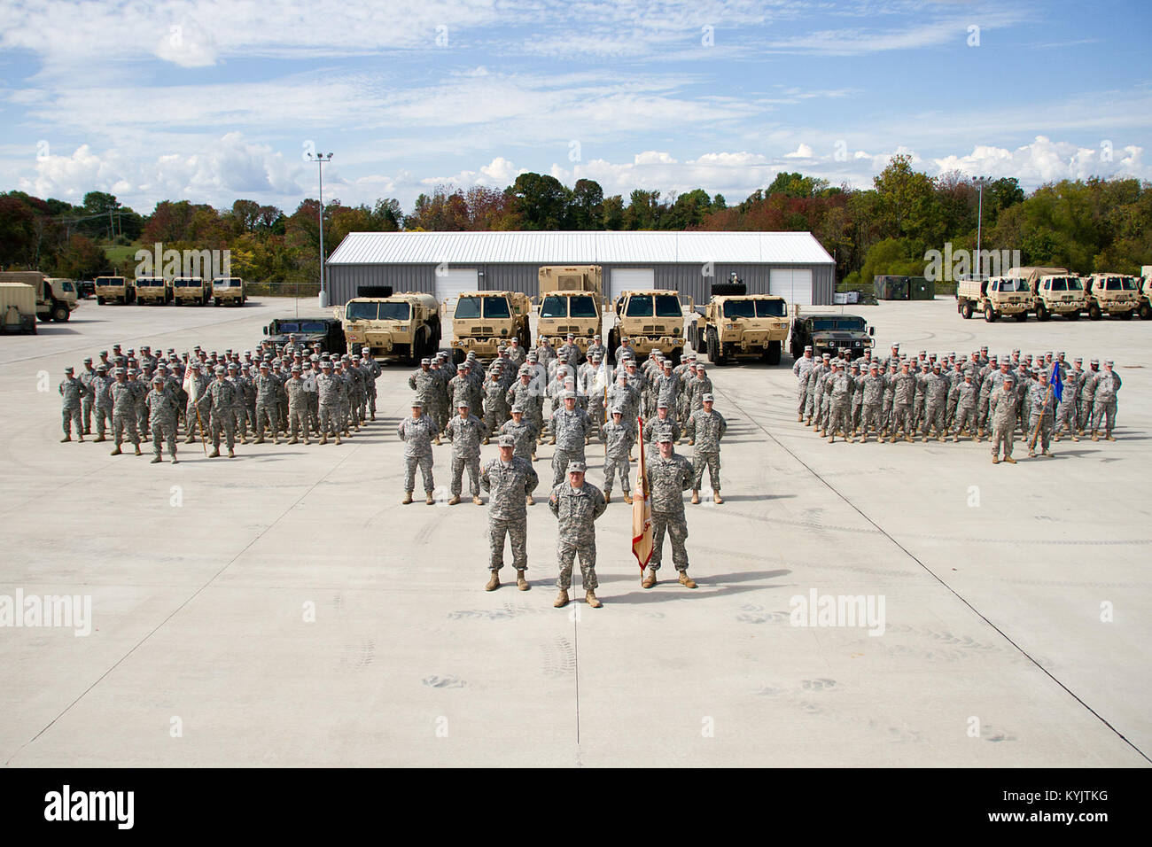 1204Th Aviation Support battaglione, Burlington, Ky. sett. 28, 2014. (U.S. Esercito nazionale Guard Photo da 2 Lt. Michael Reinersman) Foto Stock