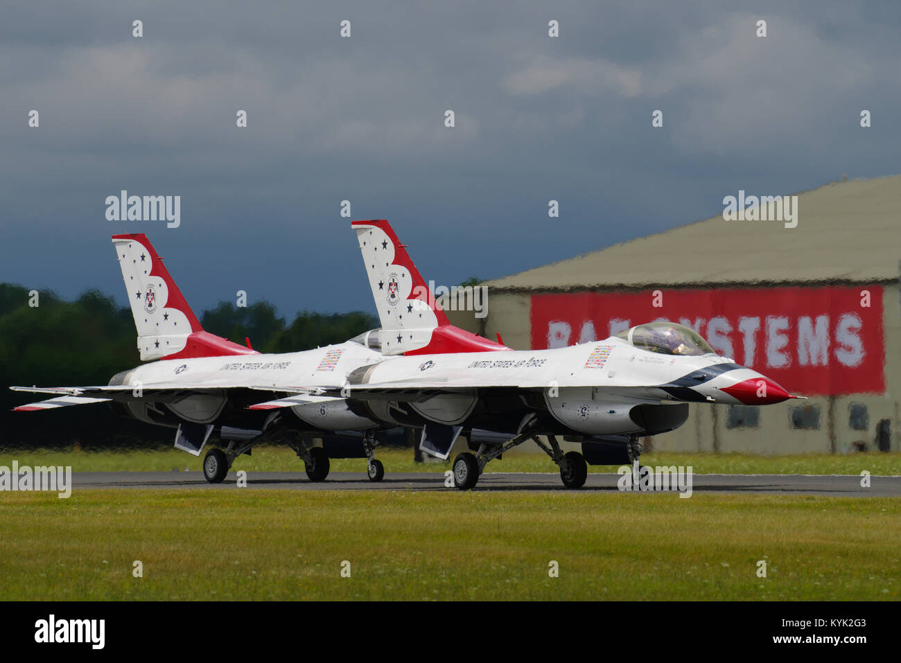 Thunderbirds Aerobatic display Team RIAT, R A F Fairford, Gloucestershire, Inghilterra, Regno Unito. Foto Stock
