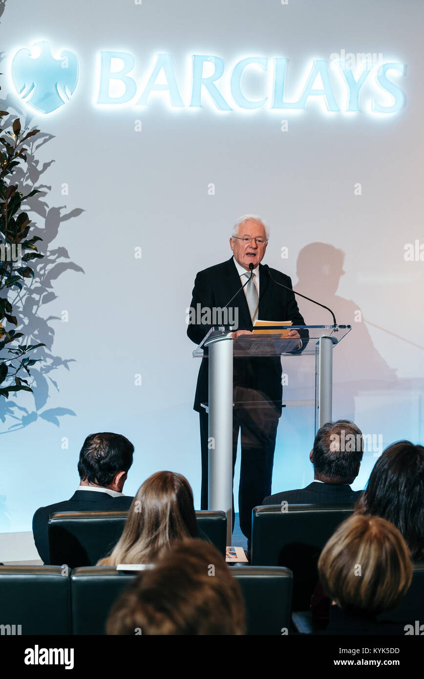 Imprenditore britannico John McFarlane Presidente di Barclays PLC Foto Stock