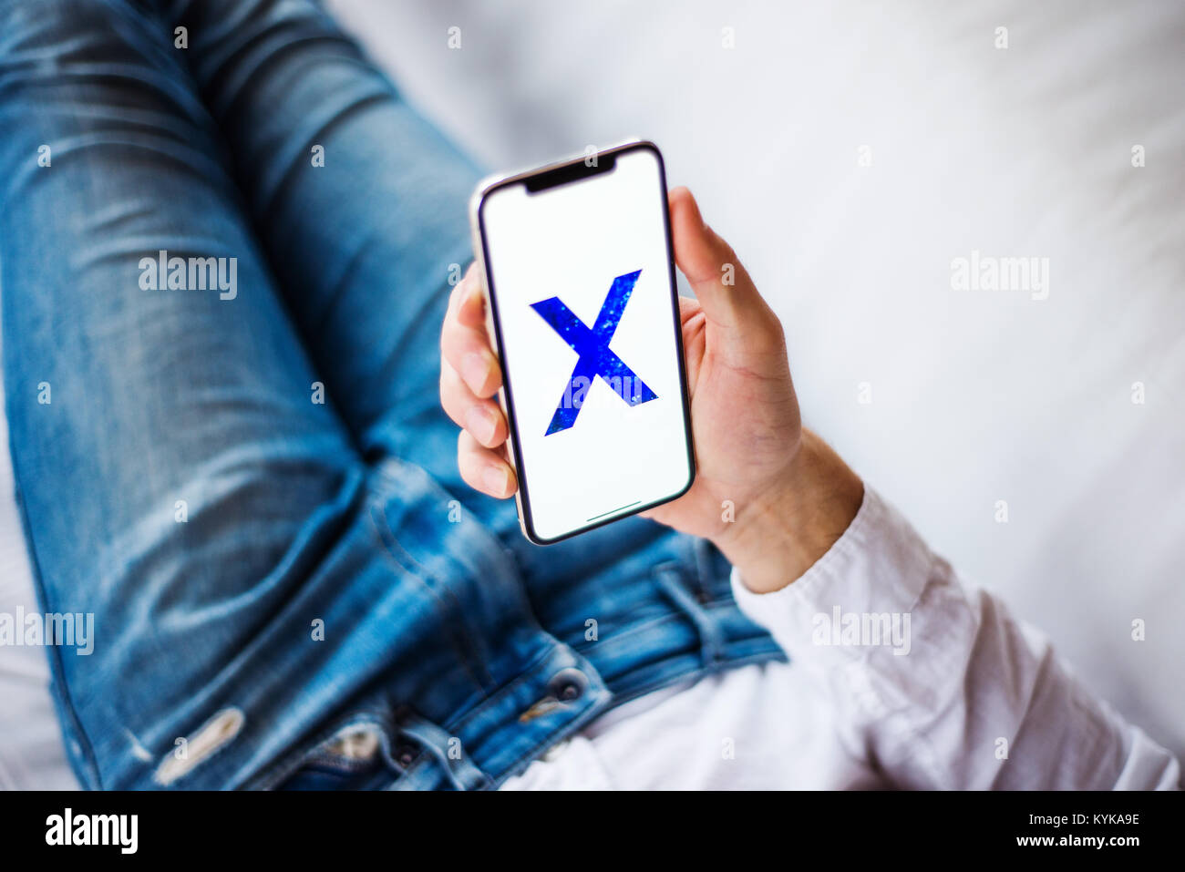 NOVA BANA, Slovacchia - Dic 14, 2017: nuovo Apple iPhone smartphone X. Foto Stock