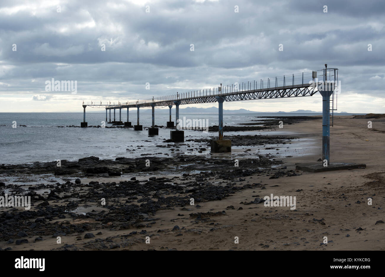 Le luci di atterraggio degli aerei a Arrecife aeroporto, Lanzarote, Isole Canarie, Spagna. Foto Stock