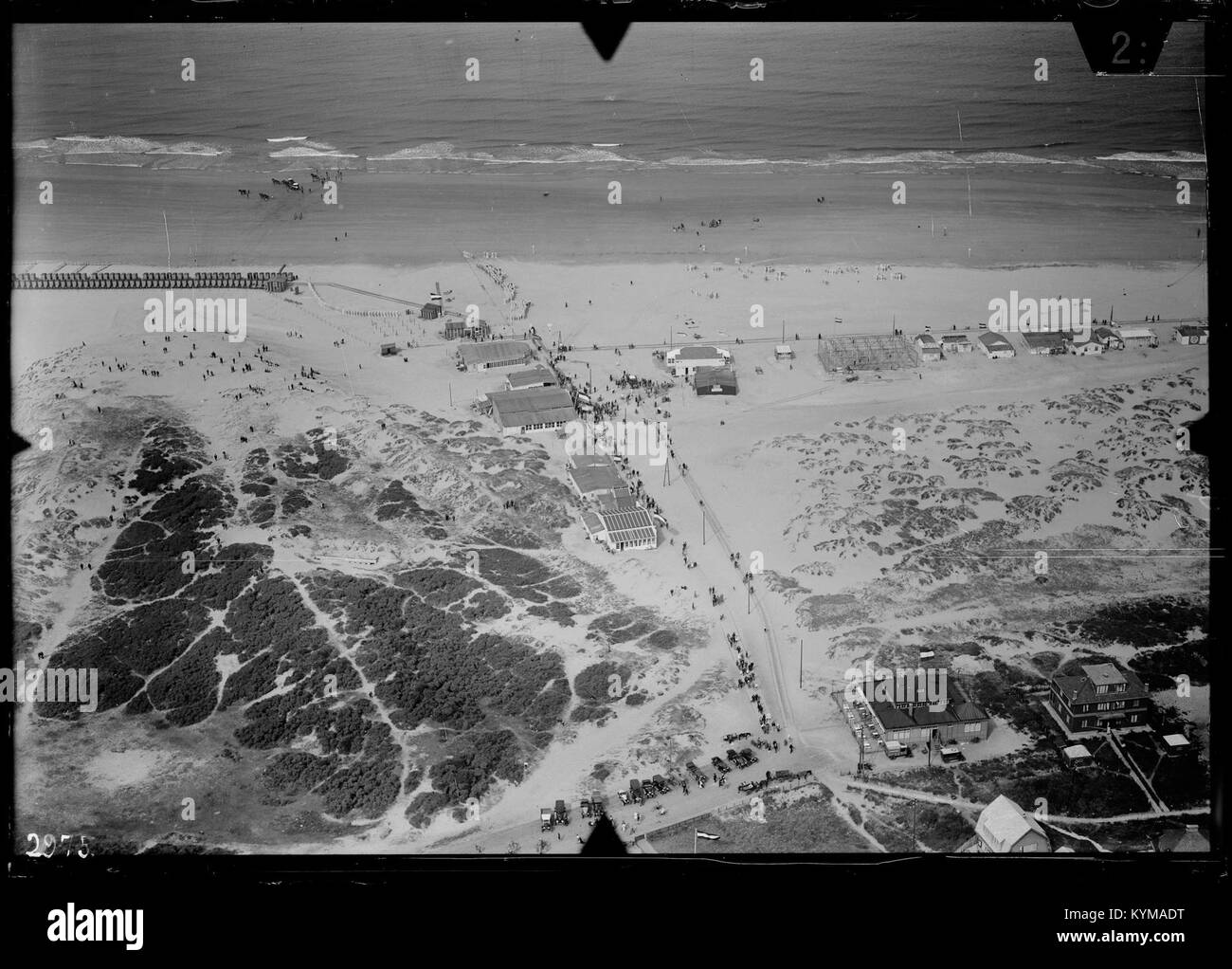 Fotografia aerea di Hoek van Holland, Paesi Bassi, scattata tra il 1920 e il 1940, che mostra lo sviluppo dell'area durante quel periodo. Foto Stock
