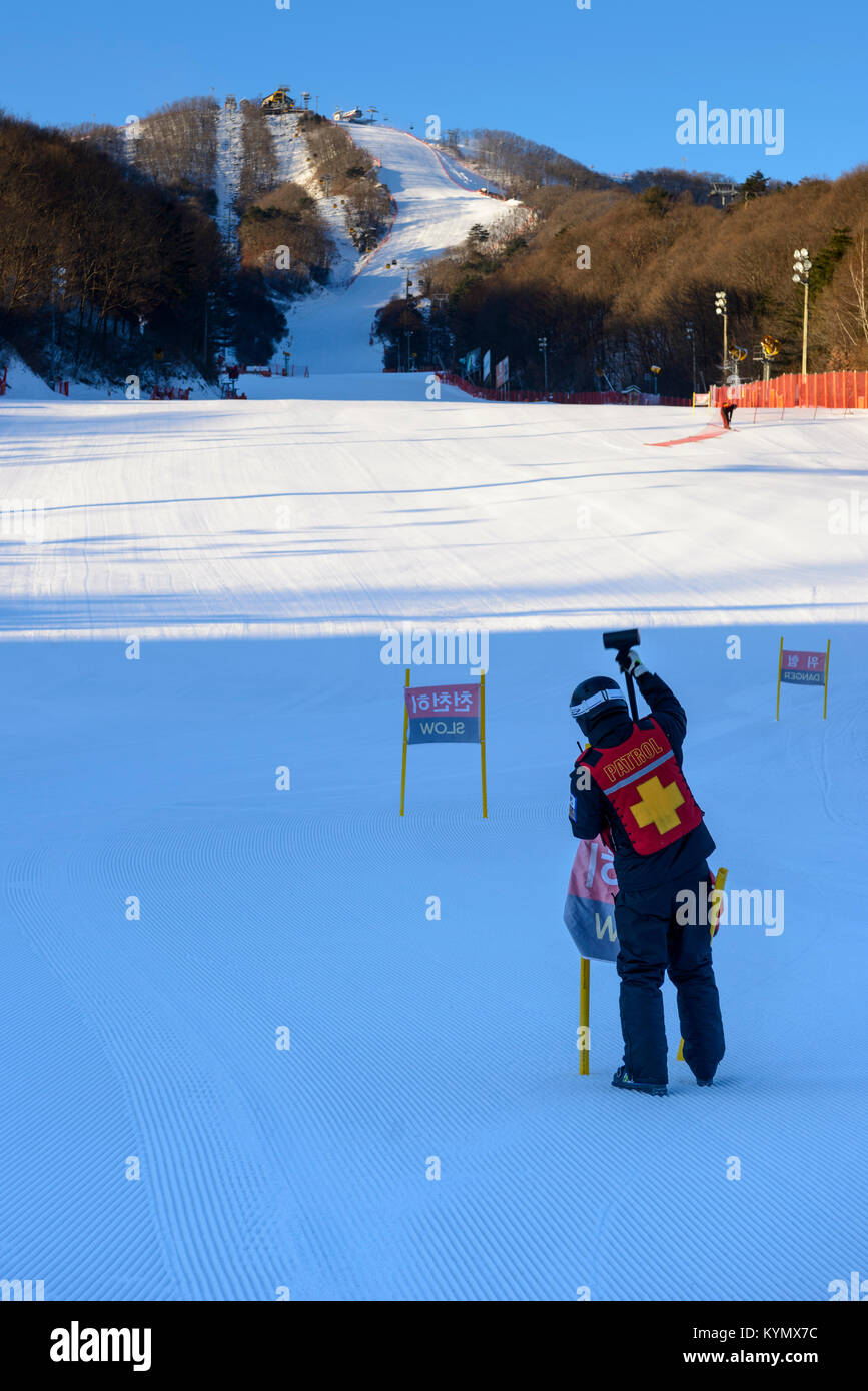 Alpensia ski jumping Center, Pyeongchang-gun, Gangwon-do la preparazione per la Corea 2018 giochi olimpici e paraolimpici invernali Foto Stock