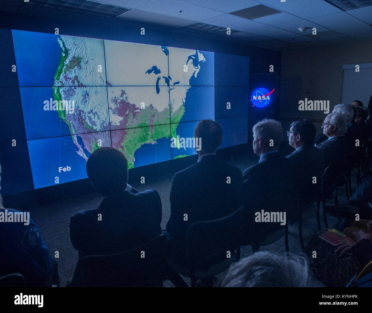 Una delegazione svedese, guidata da re Carl XVI Gustaf, visitò la NASA Goddard il 3 maggio 2017 per discutere della ricerca spaziale e della cooperazione tecnologica. Foto Stock