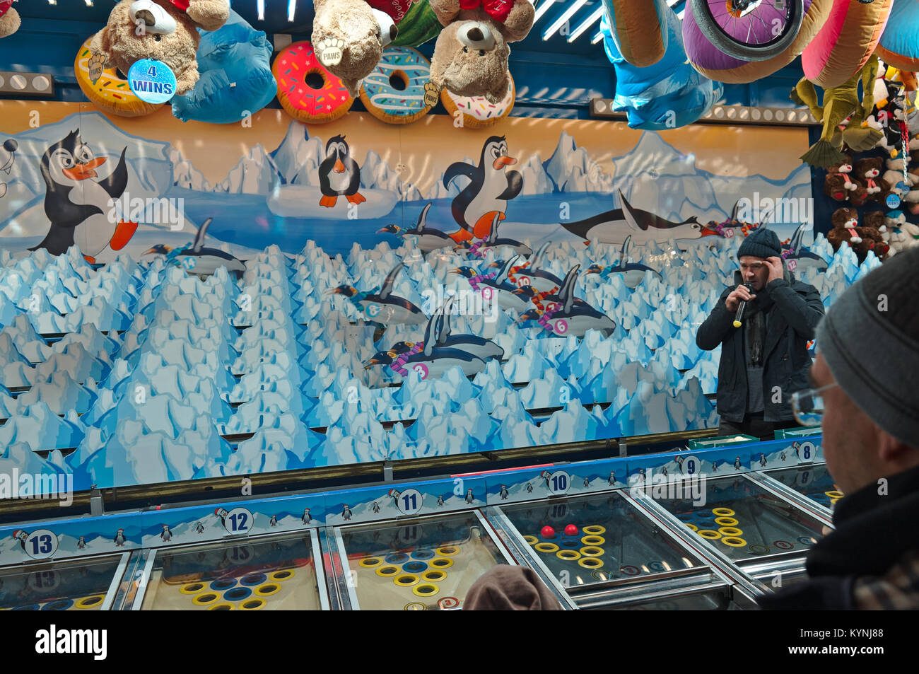 Penguin race gioco equo di Wonderland 2017. Londra, Regno Unito Foto Stock