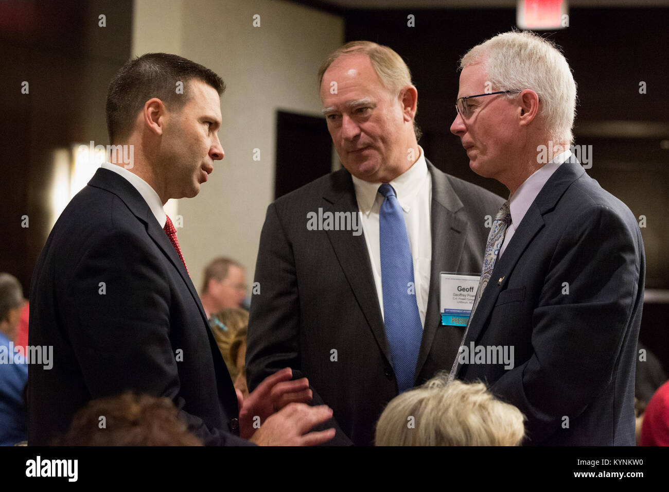 Kevin McAleenan, Commissario ad interim per le dogane e la protezione delle frontiere degli Stati Uniti, è intervenuto alla conferenza NCBFAA Government Affairs dell'11 settembre 2017, concentrandosi su questioni critiche del settore e cambiamenti delle politiche federali. Foto Stock