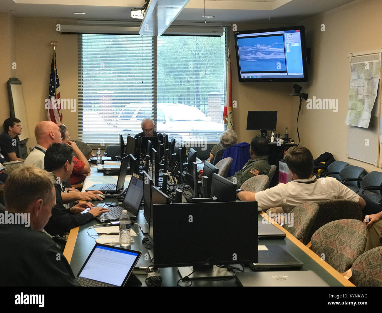 Air and Marine Operations (amo) Unmanned Aircraft Systems (UAS) ha trasmesso in streaming video live e raccolto immagini radar di infrastrutture critiche a Key West, Florida, per la valutazione dei danni dopo l'atterraggio dell'uragano Irma. Foto Stock