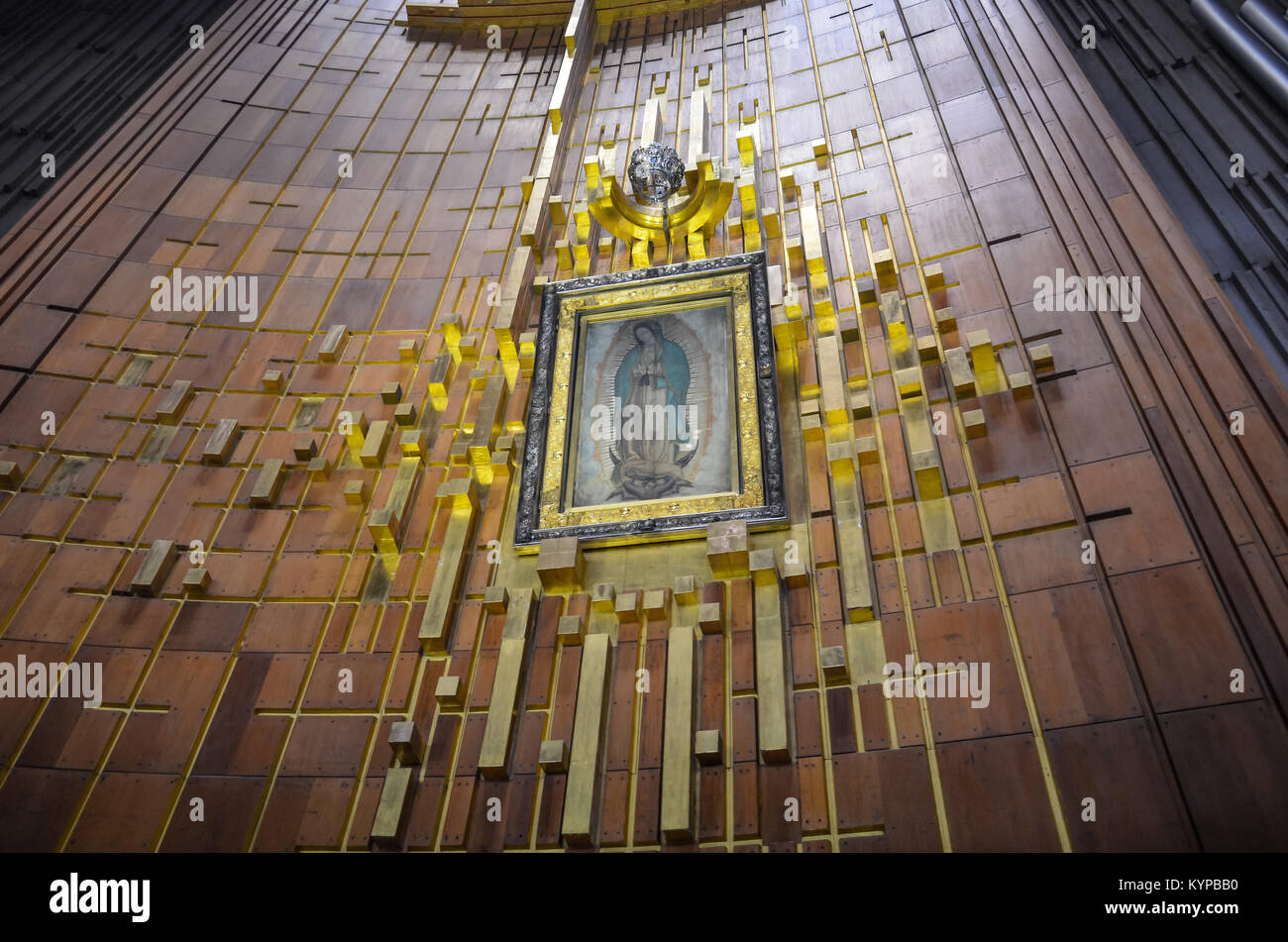 Città del Messico - Giugno 19, 2013: misteriosa e miracolosa immagine di Nostra Signora di Guadalupe, stampato in Tilma, nel mantello di Juan Diego. Immagine ex Foto Stock