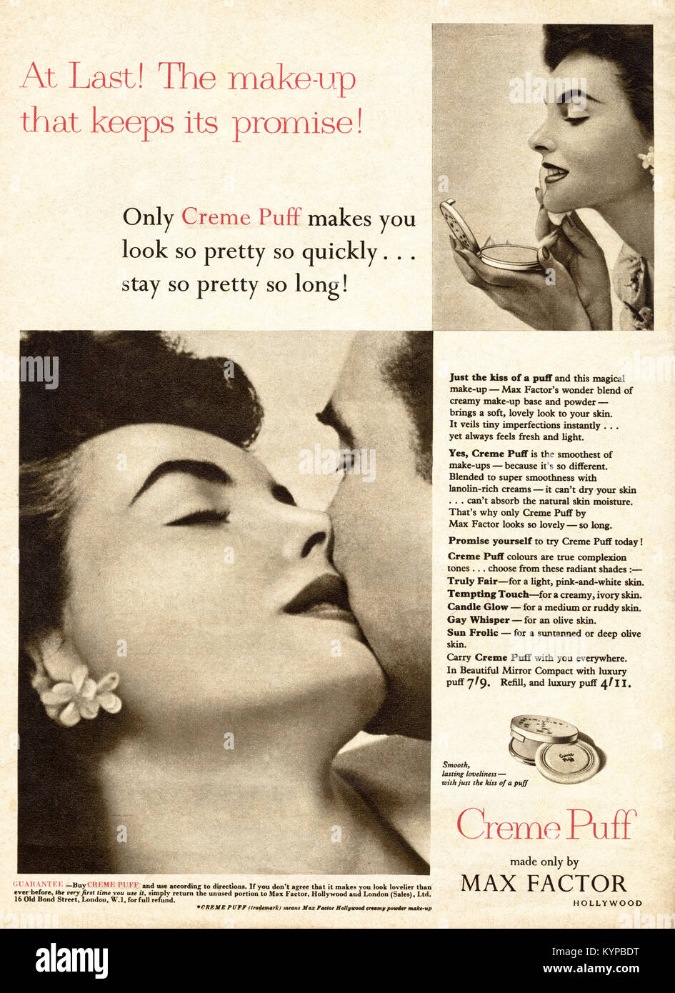 Anni Cinquanta vecchio vintage originale pubblicità pubblicità Max Factor cosmetici in magazine 1954 circa Foto Stock