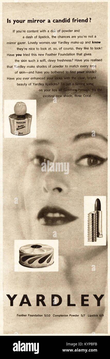 Anni Cinquanta vecchio vintage originale pubblicità pubblicità Yardley cosmetici in magazine 1954 circa Foto Stock