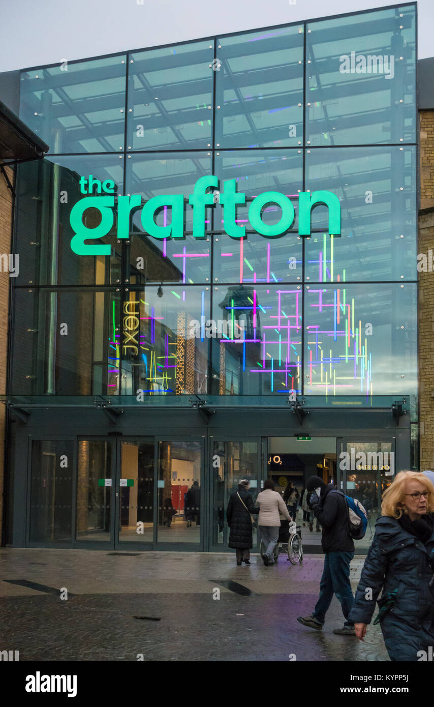 Nuovo ingresso Al Grafton center da Fitsroy street Cambridge Foto Stock